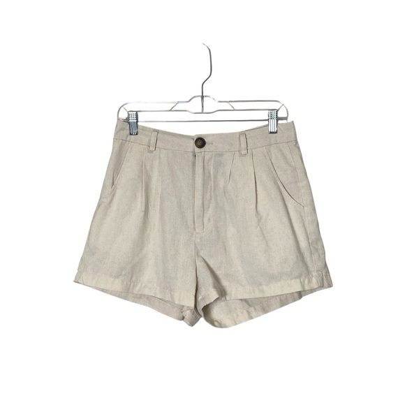 Indigo Rising Chic Linen Blend Front Pleat Ivory Shorts women's Size Large - Picture 1 of 13